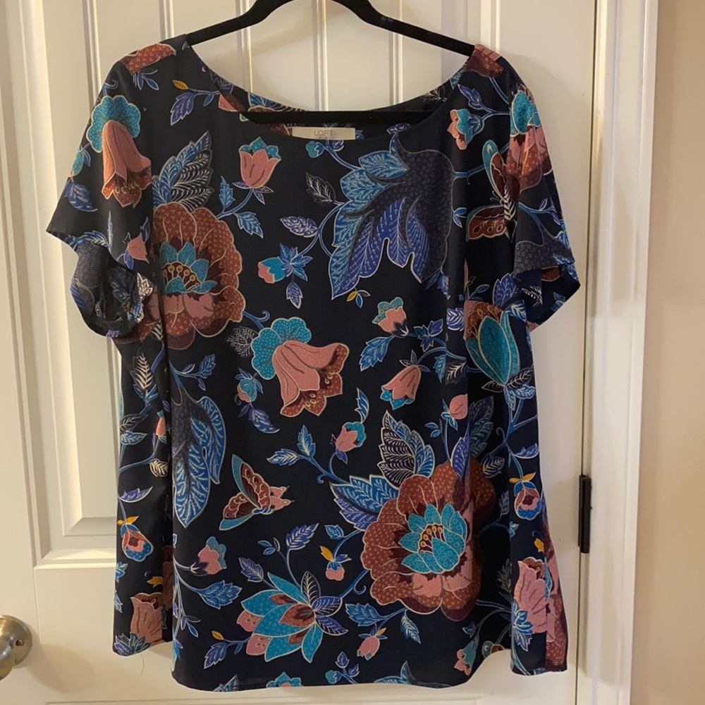 Loft plus size blouse sz18